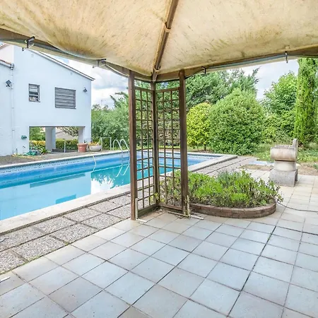 Gorgeous In Carbonell With Swimming Pool Holiday home